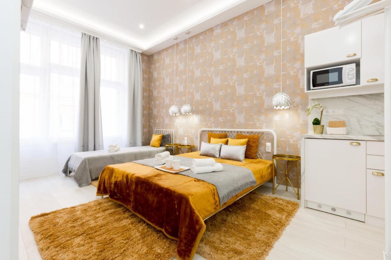 Unique & Lovely Place With Ac Budapest Esterno foto